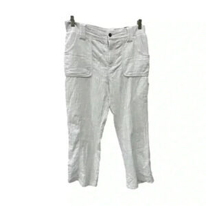 - Chico’s Soft Cargo Jogger Crinkle Cotton Pants NWT.  Size 1.5. Chicos NWT